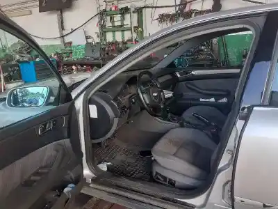 Scrapping Vehicle audi a6 berlina (4b2) 2.5 v6 24v tdi of the year 2001 powered akn