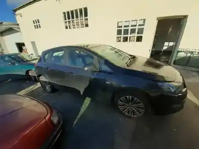 Véhicule à la ferraille opel astra j (p10) 1.7 cdti (68) de l'année 2013 alimenté a 17 dtf,a 17 dts