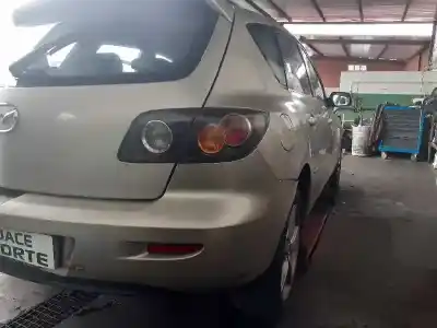 Veículo de Sucata mazda 3 berlina (bk) 1.6 cd diesel cat do ano 2006 alimentado y6