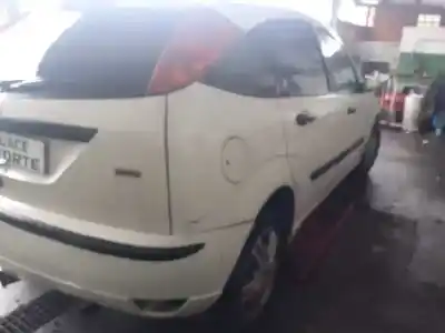 Veicolo di demolizione ford focus berlina (cak) focus dell'anno 2002 alimentato d/f9da