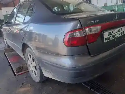 Veículo de Sucata seat toledo (1m2) 1.6 do ano 2004 alimentado g-bcb