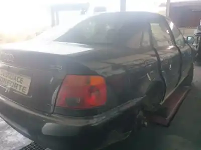 Здавання транспортного засобу audi a4 b5 (8d2) 2.6 року 1995 потужний abc