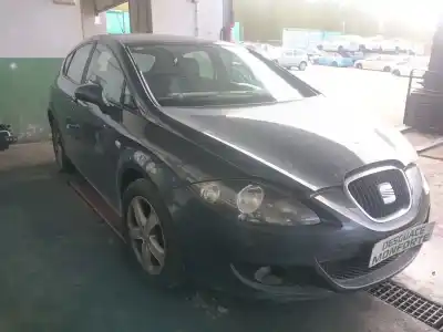 Здавання транспортного засобу seat leon (1p1) reference року 2009 потужний 