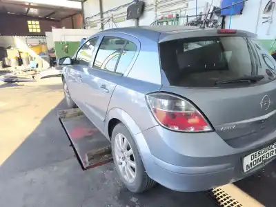 Veículo de Sucata opel astra h sedán (a04) 1.7 cdti (l69) do ano 2007 alimentado z17dth