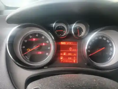 Scrapping Vehicle opel meriva b monospace (s10) 1.4 (75) of the year 2014 powered b14net