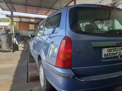 Scrapping Vehicle ford focus berlina (cak) ghia of the year 2003 powered ffda