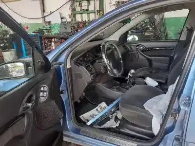 Scrapping Vehicle ford focus berlina (cak) ghia of the year 2003 powered ffda