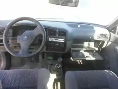 Veicolo di demolizione renault 19 chamade chamade dell'anno 1994 alimentato f3p
