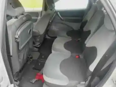 Vehicul casat citroen xsara picasso 1.6 hdi sx al anului 2007 alimentat 9hz