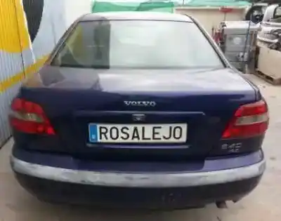 Vehicul casat volvo s40 berlina 1.9 diesel cat al anului 2003 alimentat d4192t3