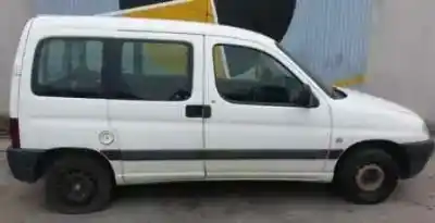 Vehicul casat peugeot partner (s1) combispace al anului 2001 alimentat wjz