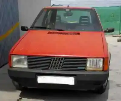 Veicolo di demolizione fiat uno (146) 70 sl dell'anno 1988 alimentato 149 a 7000