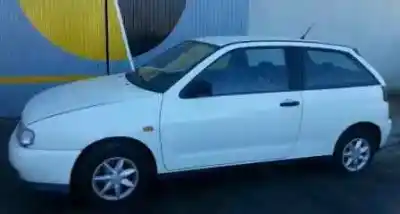 Vehicul casat SEAT IBIZA (6K) Básico al anului 1998 alimentat 1Y