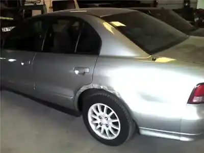 Verschrottungsfahrzeug MITSUBISHI GALANT BERLINA (EA0) 2.4 GDI CAT des Jahres 2000 angetrieben 4G64
