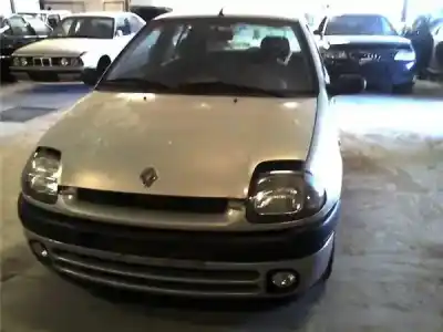 Утилизация автомобиля RENAULT CLIO II FASE I (B/CB0) (1998->) 1.9 D RT года 2000 питание F8QK6