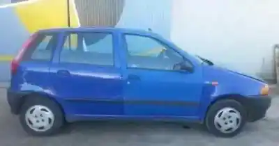 Veículo de Sucata fiat punto berl. (176) 1.1 do ano 1997 alimentado 176b2000