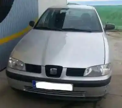 Veículo de Sucata seat                                               ibiza (6k1)                                                                                                                                                                                                                                                1.4                                                                                                                                                                                                                                                        do ano 2000 alimentado aud