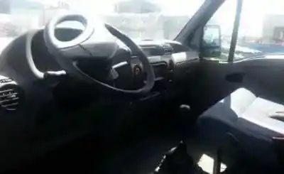 Veículo de Sucata opel movano 2.8 dti do ano 2000 alimentado s9wa7