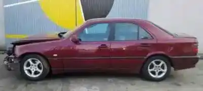 Здавання транспортного засобу mercedes-benz clase c (w202) berlina 1.8 16v cat року 1998 потужний 