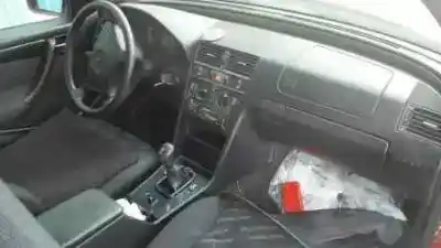 Здавання транспортного засобу mercedes-benz clase c (w202) berlina 1.8 16v cat року 1998 потужний 