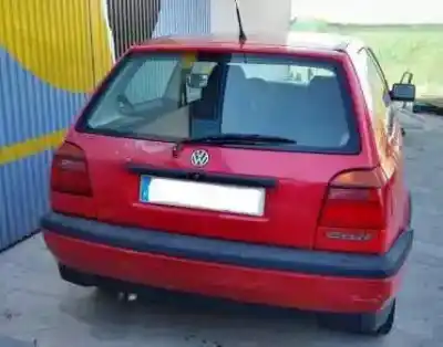 Veículo de Sucata volkswagen                                         golf iii berlina (1h1)                                                                                                                                                                                                                                     1.6                                                                                                                                                                                                                                                        do ano 1995 alimentado aek