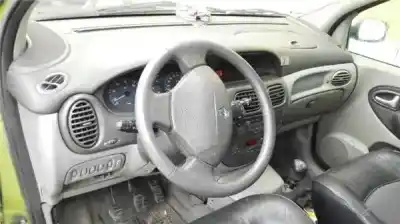 Scrapping Vehicle renault scenic (ja..) 1.9 dci authentique of the year 2002 powered f9q732