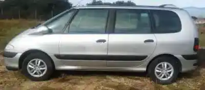 Véhicule à la ferraille renault espace /grand espace (je0) 2.2 dt rt espace de l'année 1998 alimenté 