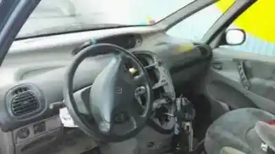 Здавання транспортного засобу citroen xsara picasso xsara picasso 2.0 hdi року 2001 потужний rhy