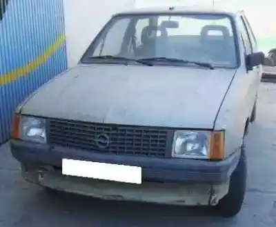 Veículo de Sucata opel corsa a 1.2 do ano 1984 alimentado 12st