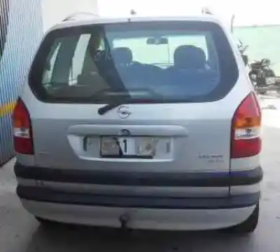 Veículo de Sucata opel zafira a 2.0 dti do ano 2002 alimentado y20dth