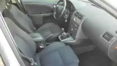 Vehicul casat ford mondeo berlina (ge) 2.0 16v di td cat al anului 2003 alimentat hjbb