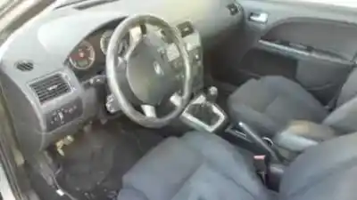 Vehicul casat ford mondeo berlina (ge) 2.0 16v di td cat al anului 2003 alimentat hjbb