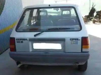 Veículo de Sucata opel corsa a 1.2 do ano 1988 alimentado 12st