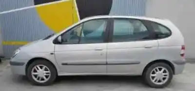 Scrapping Vehicle RENAULT                                            SCENIC RX4 (JA0)                                                                                                                                                                                                                                           1.9 dCi Sportway of the year 2003 powered F9Q7 K7