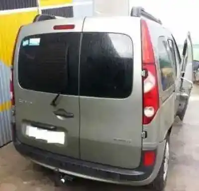 Veículo de Sucata renault kangoo 1.5 dci diesel do ano 2009 alimentado k9k802