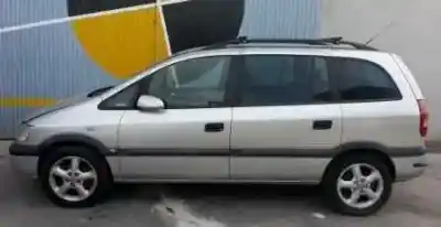 Veículo de Sucata opel zafira a 2.2 16v do ano 2001 alimentado z22se
