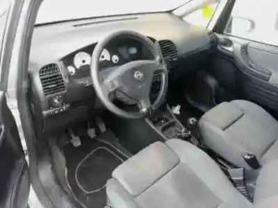 Veículo de Sucata opel zafira a 2.2 16v do ano 2001 alimentado z22se