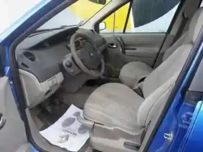 Veículo de Sucata renault scenic ii 1.9 dci diesel do ano 2004 alimentado f9q812