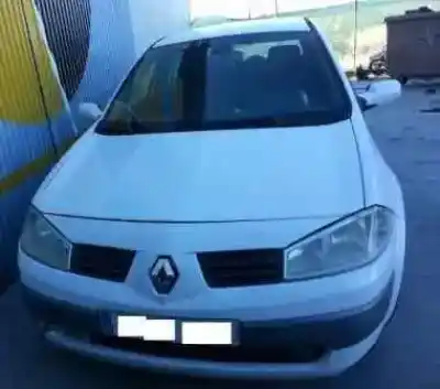 Véhicule à la ferraille renault                                            megane ii sedán (lm0/1_)                                                                                                                                                                                                                                   1.5 dci                                                                                                                                                                                                                                                    de l'année 2003 alimenté k9f d7