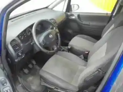 Veículo de Sucata opel zafira a 2.0 dti do ano 2004 alimentado y20dth