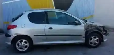 Здавання транспортного засобу peugeot                                            206 berlina                                                                                                                                                                                                                                                1.4                                                                                                                                                                                                                                                        року 1999 потужний kfw