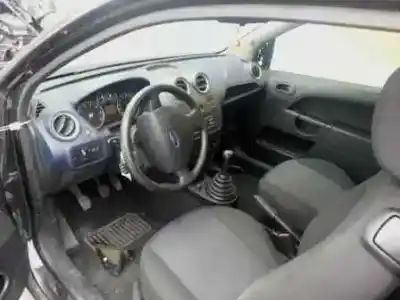 Veículo de Sucata ford fiesta (cbk) 1.3 cat do ano 2006 alimentado a9ja