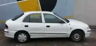 Veículo de Sucata hyundai accent 1.3 g -4eh do ano 1999 alimentado 4eh