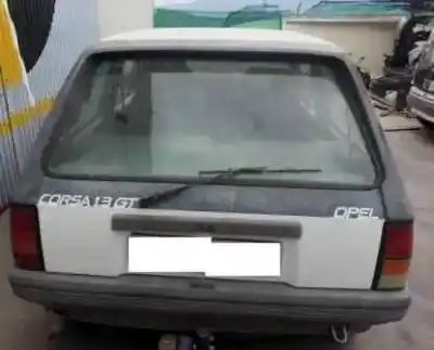 Veicolo di demolizione opel corsa a 1.3 dell'anno 1988 alimentato 13sb