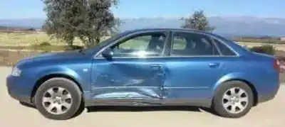 Veículo de Sucata AUDI A4 BERLINA (8E) 1.9 TDI do ano 2003 alimentado AVF