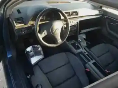 Veículo de Sucata audi a4 berlina (8e) 1.9 tdi do ano 2004 alimentado avf