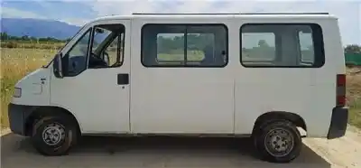 Véhicule à la ferraille FIAT DUCATO COMBI 1.9 Turbodiesel de l'année 2001 alimenté DHX