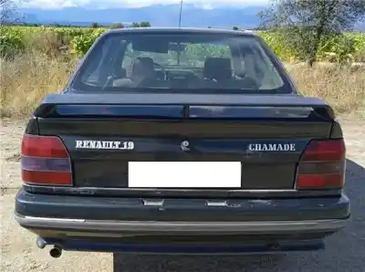 Veículo de Sucata renault 19 1.4--g do ano 1991 alimentado e6j