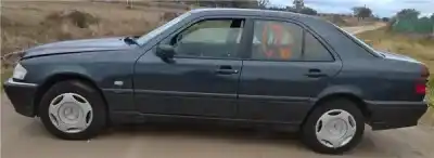 Здавання транспортного засобу MERCEDES-BENZ CLASE C (W202) BERLINA 1.8 16V CAT року 1998 потужний 111