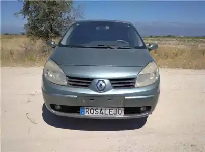 Sloopvoertuig renault scenic ii 1.5 dci diesel van het jaar 2004 aangedreven k9k d7